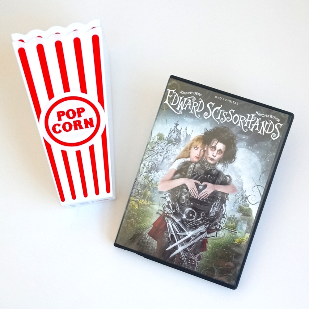 Edward Scissorhands DVD Movie & 2 New Popcorn Containers Johnny Depp Tim Burton